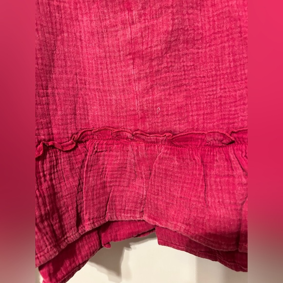 Ott Magenta Ruffle Hem Top - Picture 5 of 11